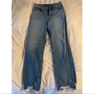 Abercrombie - Zoe Natural Rise Ankle Rise